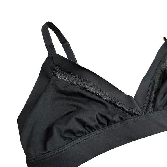 NEW Victorias Secret lace bralette size large - Picture 2 of 4